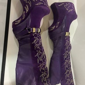 Woman’s Mona Mia Purple Knee High Stripper Boots Size 8